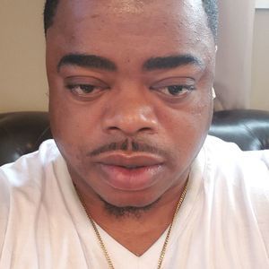 Meet your Posher, Lawrence